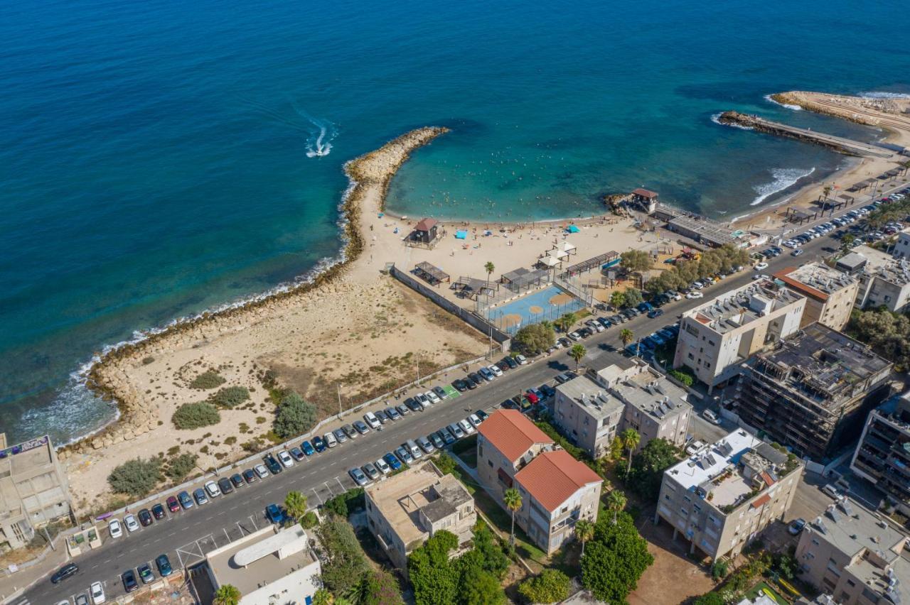 Port City Haifa - Luxury Apartments 50 Mtrs From The Beach Exterior foto